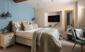 The Lansdowne Boutique Rooms With Breakfast - Adults Only